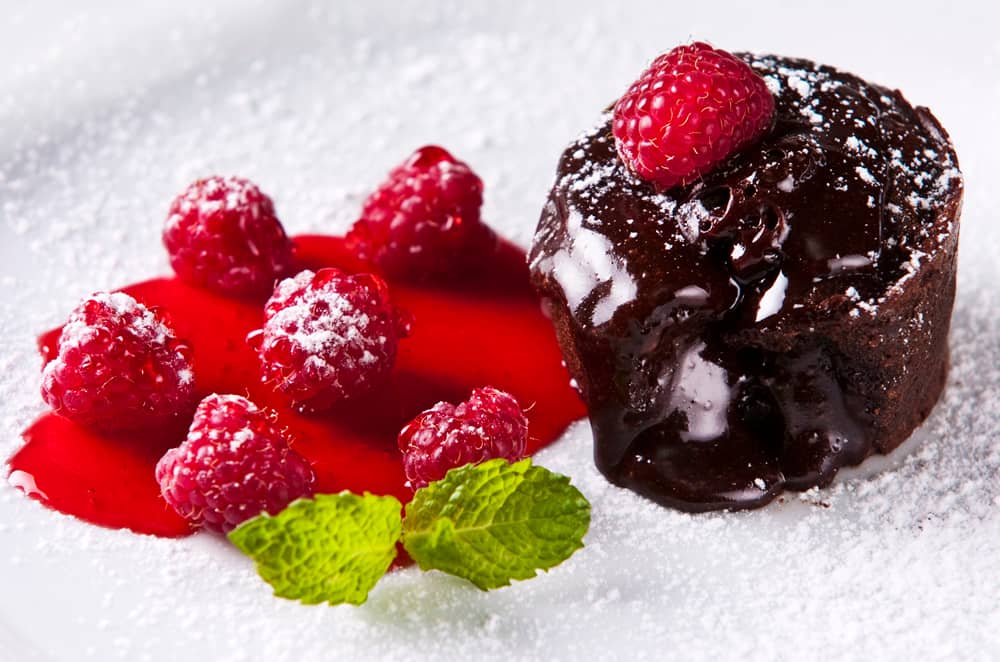 Thonon is ideal for pairing with desserts © Nuno Garuti - source: www.depositphotos.com