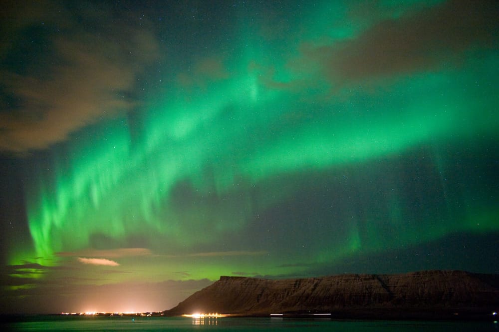 Northern Lights over Iceland © Robert Hoetink - source: www.depositphotos.com