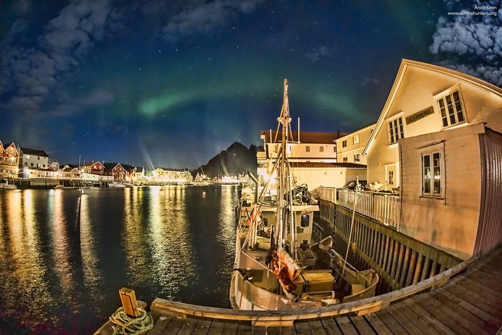 Northern Lights over the Lofotens © Andy Keen