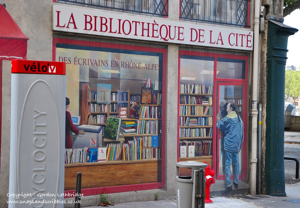 Murals of Lyon books